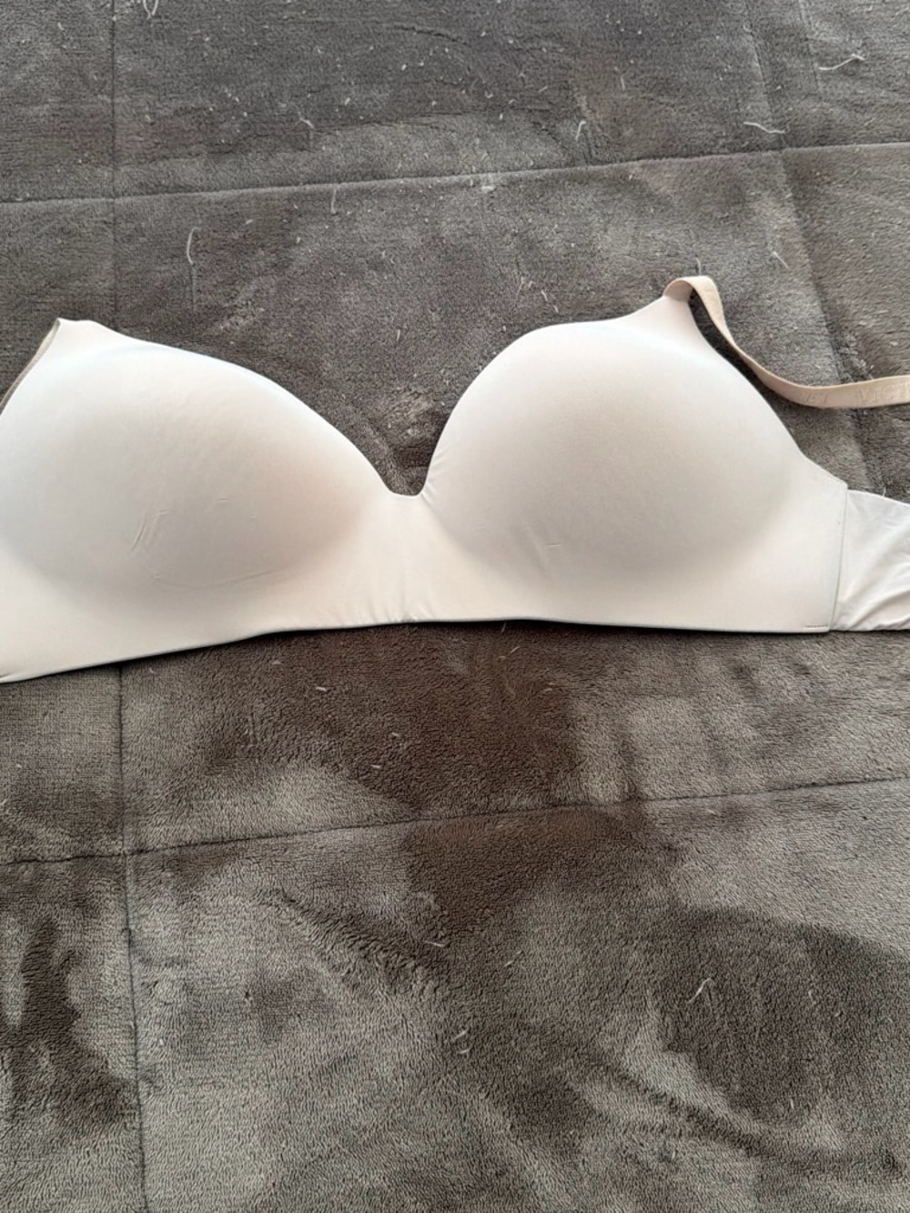 Victoria's Secret Strapless Molded Bra - Beige/Cream